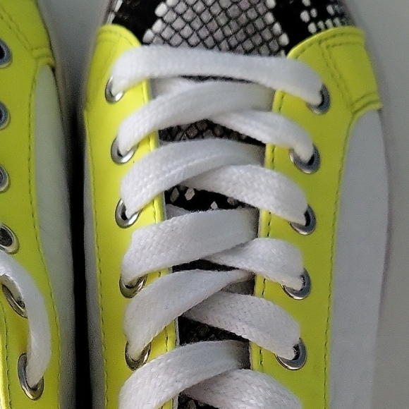 Guess White, Yellow, and Pink Women's Sneakers - Picture 9 of 9